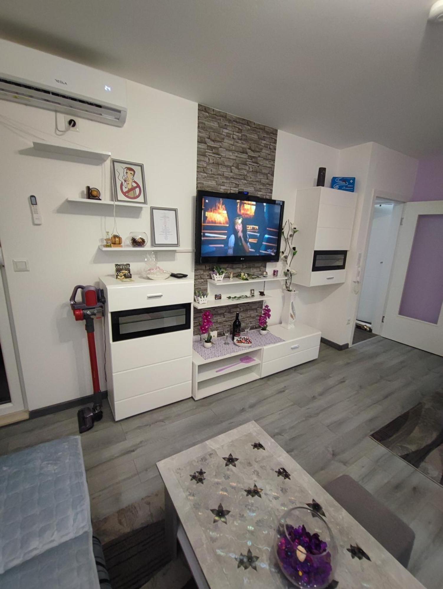 Stan Na Dan Apartman Krisfil Prnjavor Eksteriør billede
